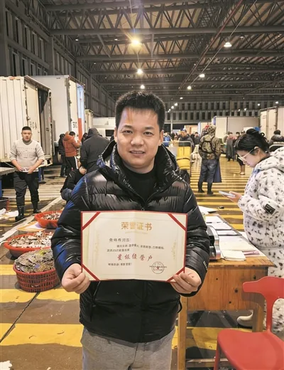 新春走基层 |这里成家乡，他们在温过第十七个春节