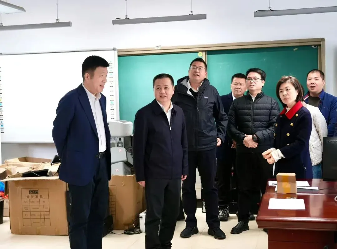 永嘉县委书记吴呈钱开展“新春首个工作日”走访调研