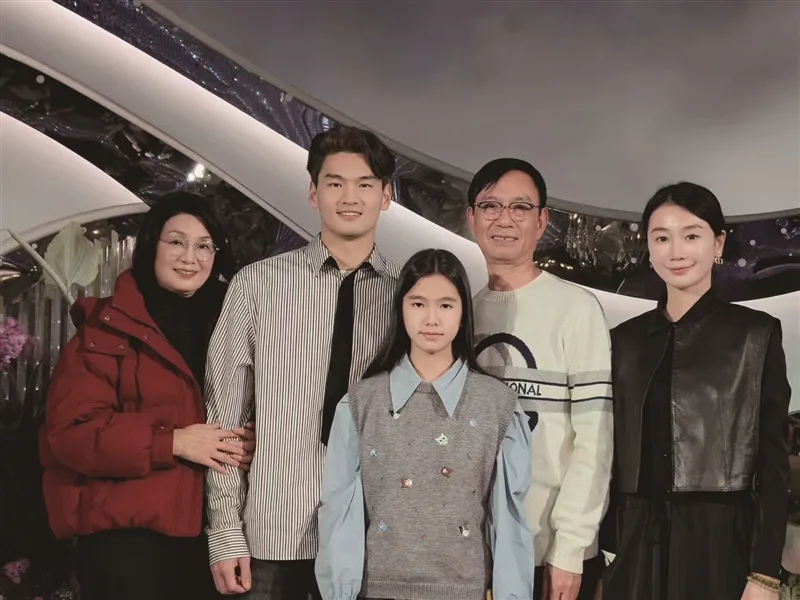 新春探访“冠军之家”