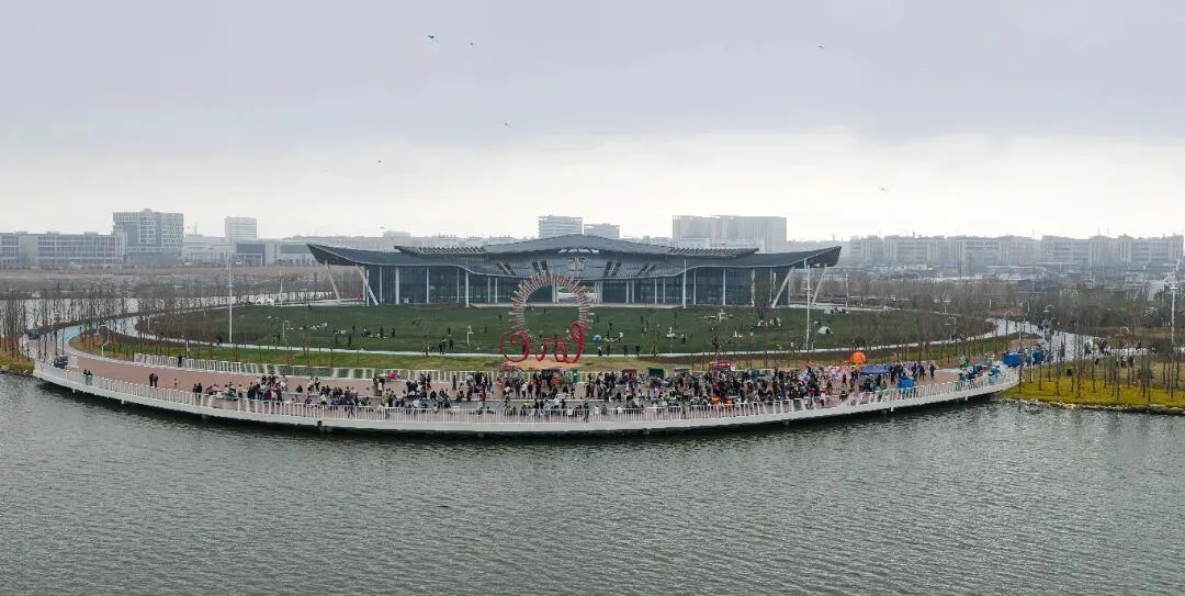 “最长假期”燃动烟火气 龙港重点旅游景点接待量增幅达164%