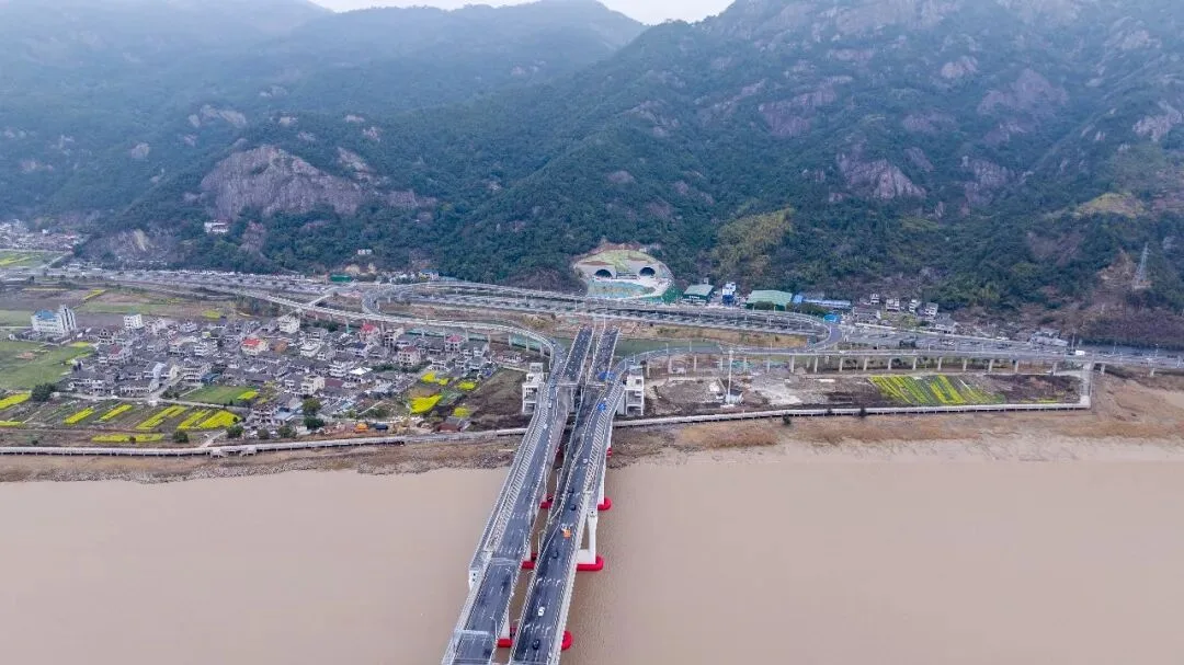 乌牛交通枢纽互通连接线工程南段预计10月试通车