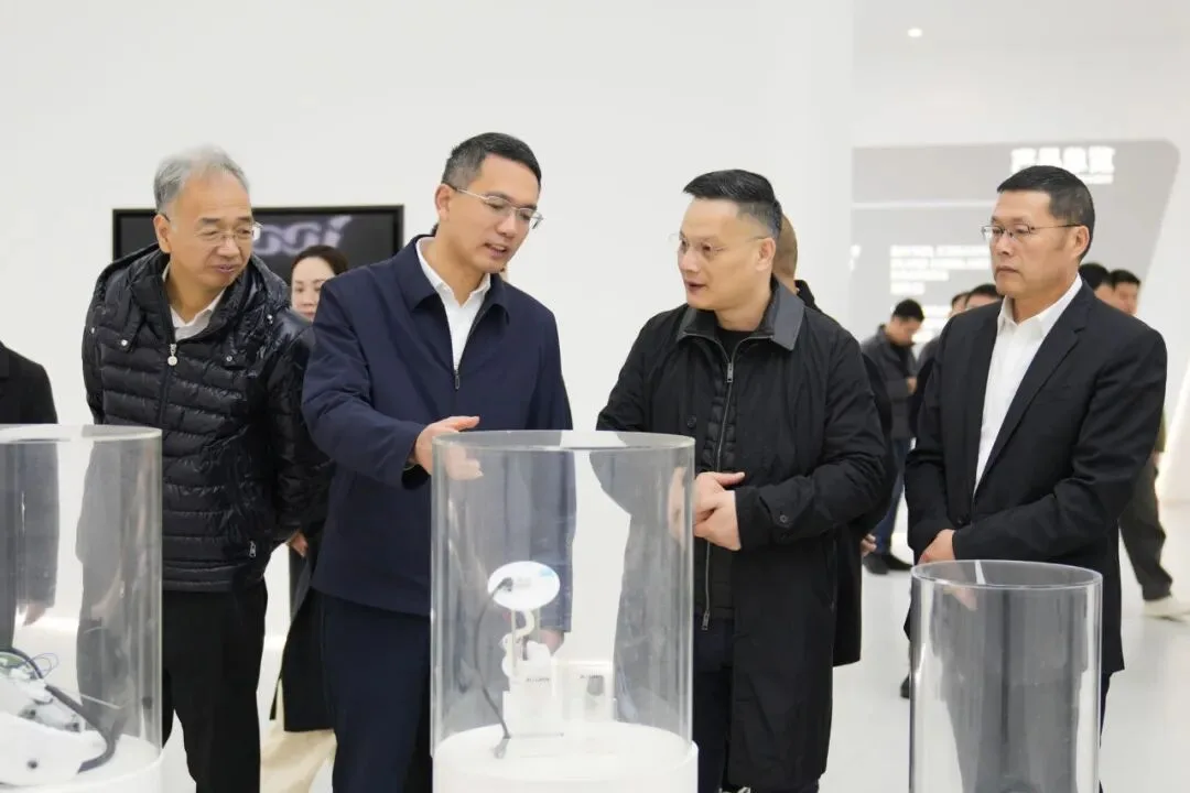 瑞安市委书记李剑锋开展“新春走基层 共促开门红”活动：问需纾困促发展 干出开局新气象