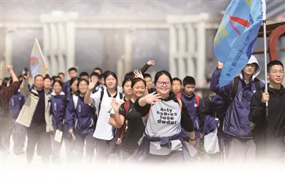 今天开学了，超短学期在校只有80多天