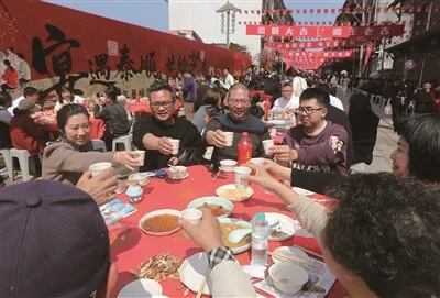 泰顺：“百家宴”万人同席