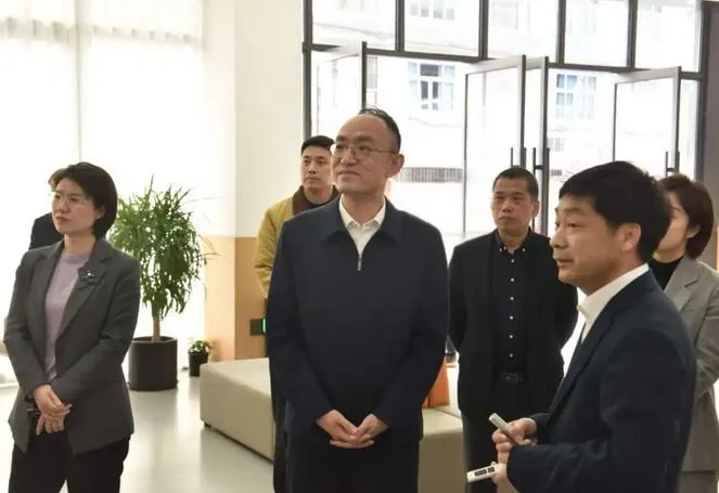 平阳县委书记孟晓斌调研村社运行工作