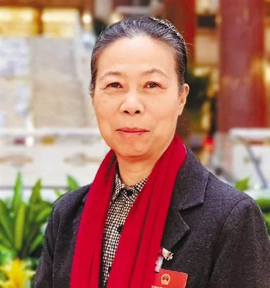 全国人大代表陈爱珠建议：智慧农业，要帮农民多挣钱