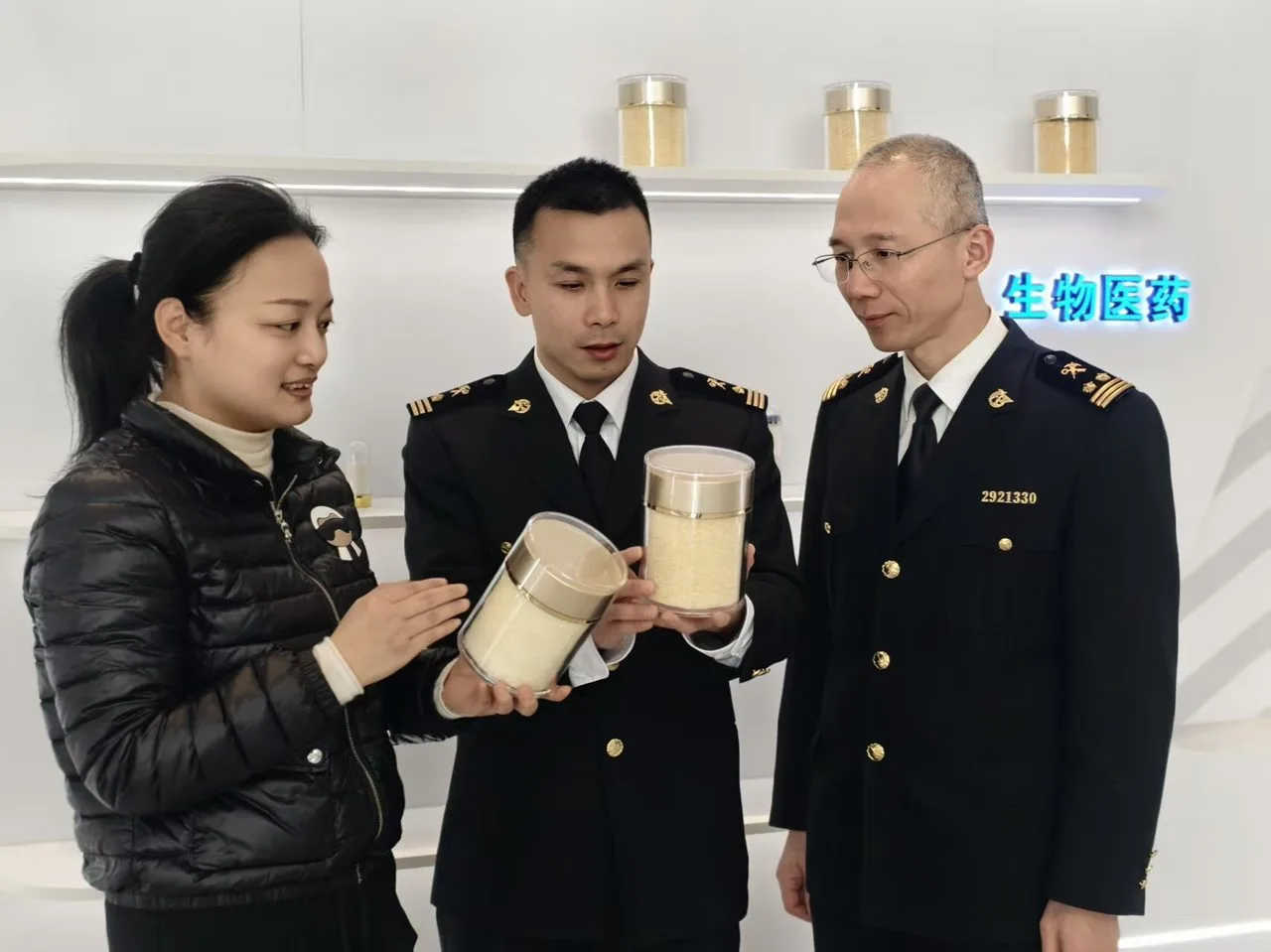 温州食用明胶首次出口柬埔寨 浙产特色产品加速“出海”拓圈