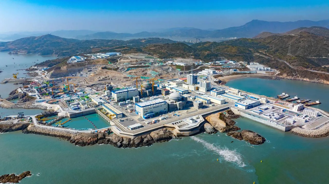 长三角首台“华龙一号”核电机组在苍南发出第一度电