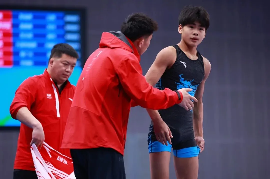 1银1铜！瓯海摔跤运动员在全国U17锦标赛中创佳绩