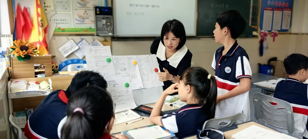 浙江省五一劳动奖章获得者季迅群：教学研究的圆心必定是学生