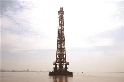 海经区世界级“锤”力破难题 温福高铁瓯江公铁大桥水上施工全面启动