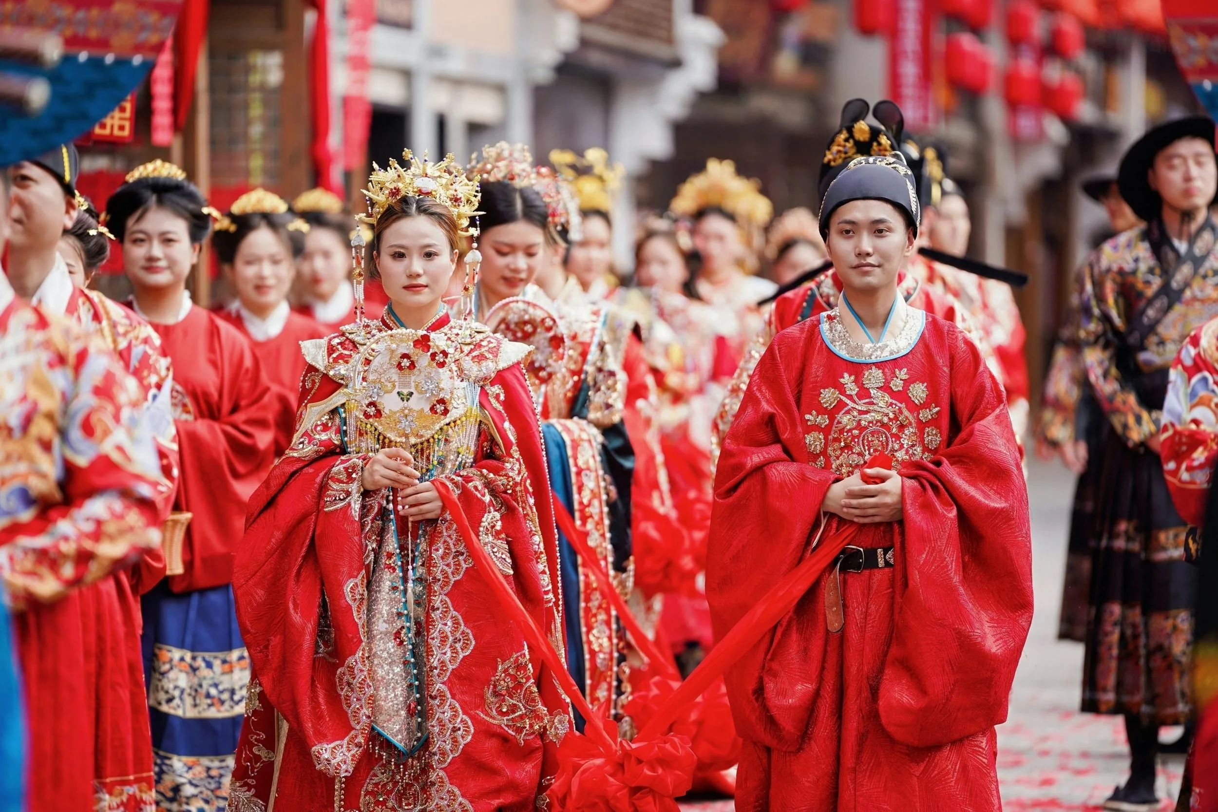 8对新人，在“中国禧街”办了一场明制婚礼！