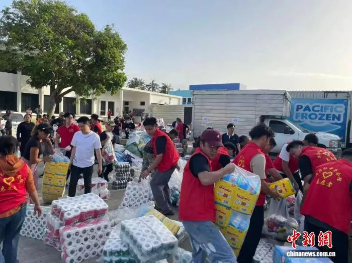 委内瑞拉全国华侨华人联合总会发放33.2万美元赈灾救助金