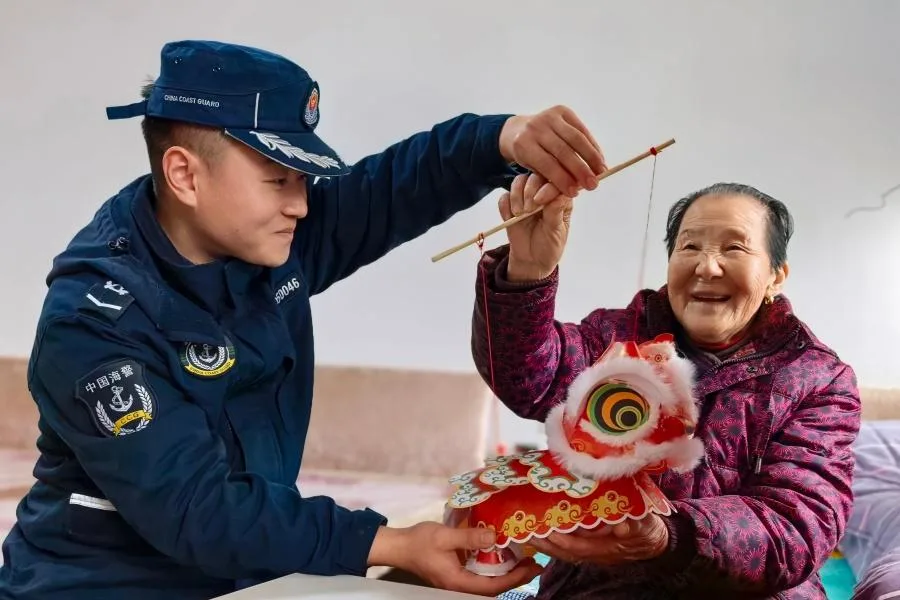 福建多地开展实践活动传承弘扬雷锋精神