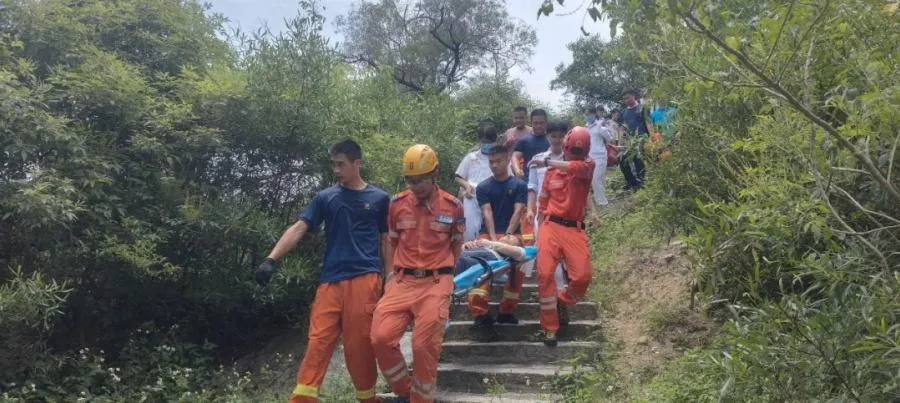 警惕“夏季山野陷阱”！@福建人 这些危险千万别忽视