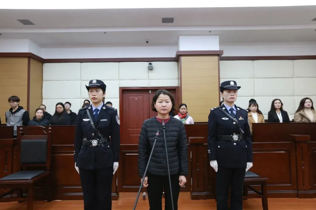 贵州省贵阳市人民政府原党组成员、副市长刘岚受贿案一审宣判