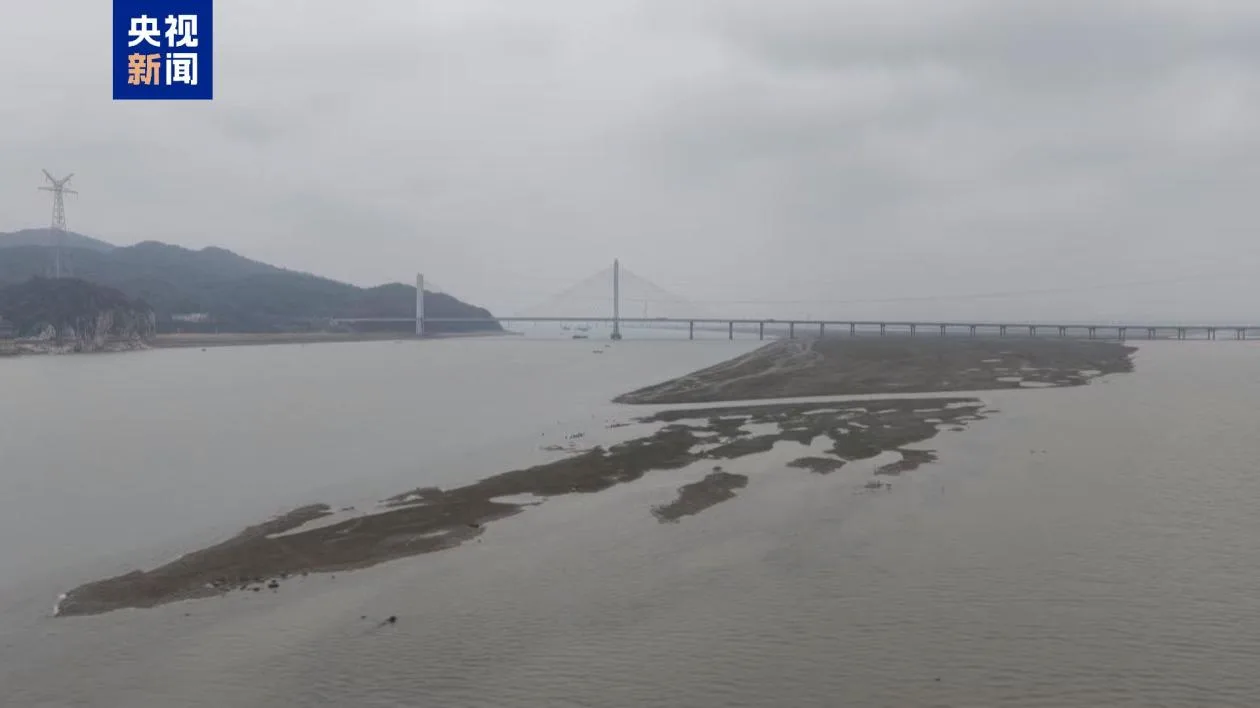 鄱阳湖水位突破8米极枯水位 预计未来一段时期呈波动上涨态势