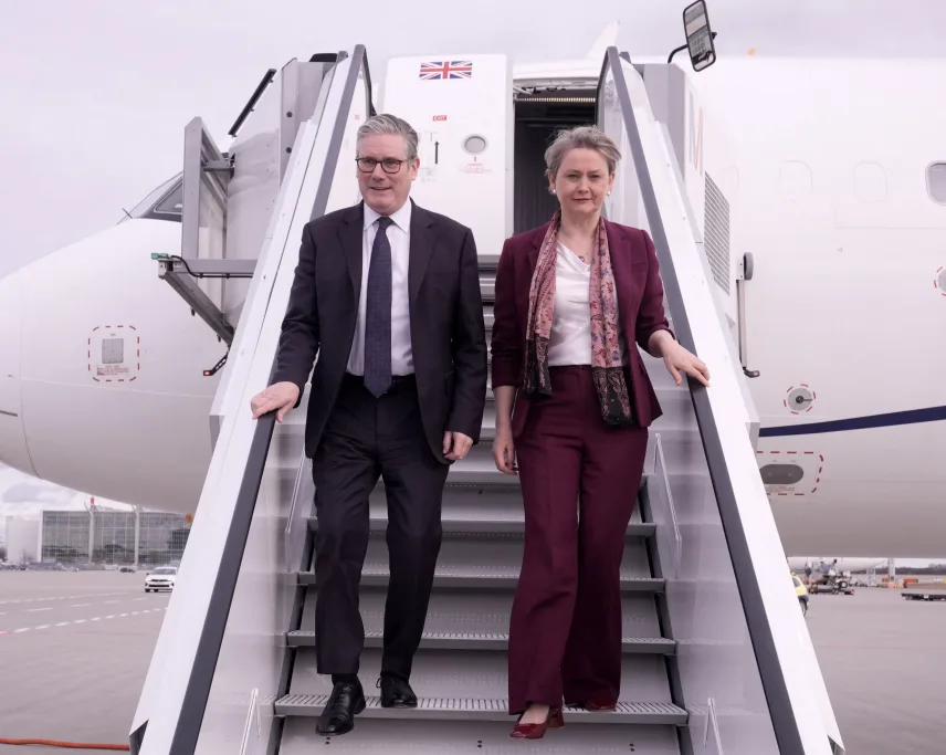 外媒：斯塔默将在慕安会上称欧洲为“沉睡的巨人”，敦促欧洲减少对美依赖