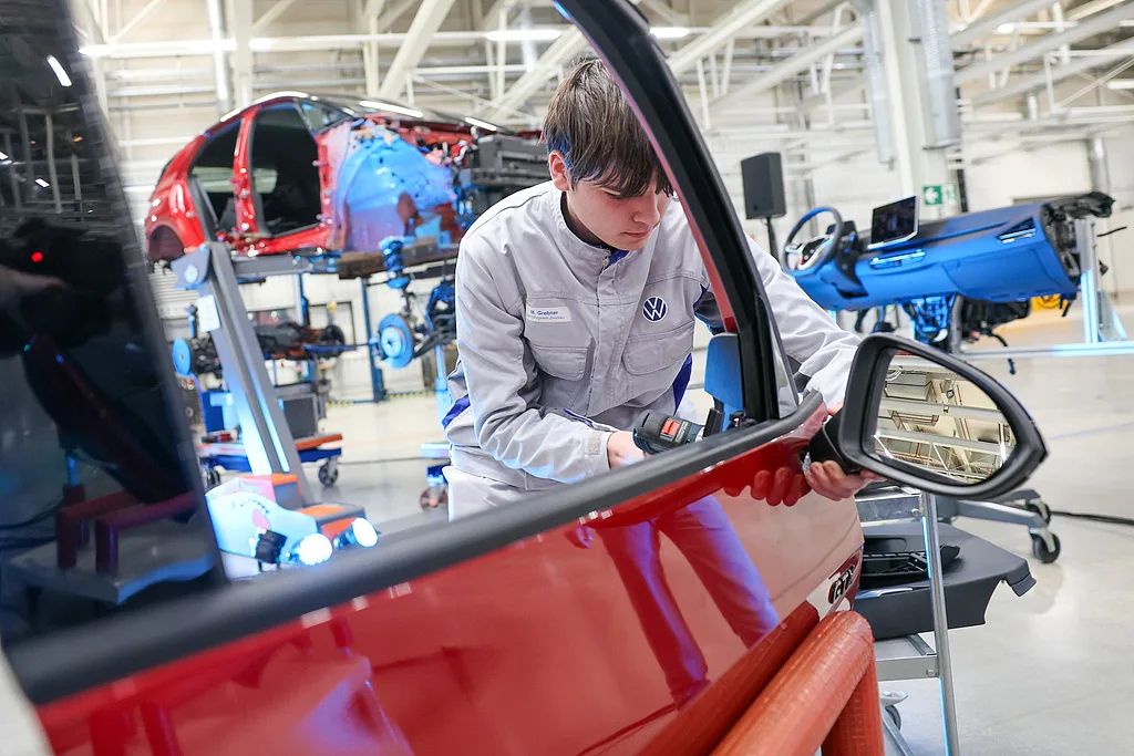 财经观察：庞大商务团开启中德经贸合作新赛道