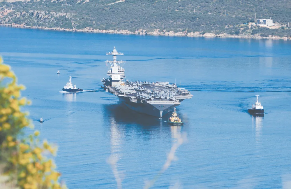 谈判进入“决定性回合”，美舰机仍向中东集结，世界紧盯美伊“摊牌”时刻