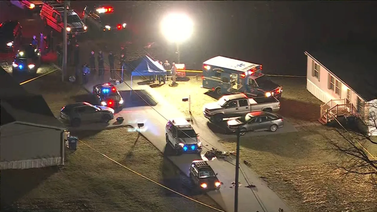 美媒：美国宾州一名州警在执行任务时遭枪击身亡，嫌犯随后自杀