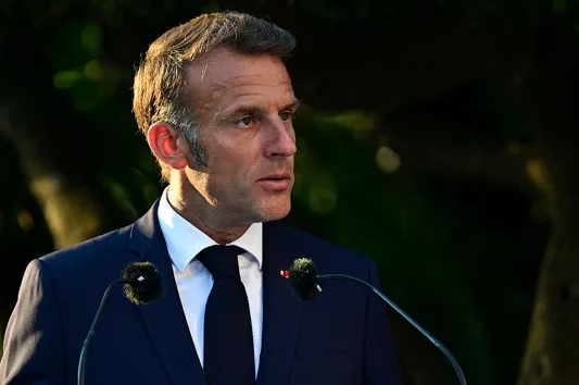 马克龙：黎巴嫩称愿与以色列直接对话，法国愿提供平台，以方应“抓住机会”