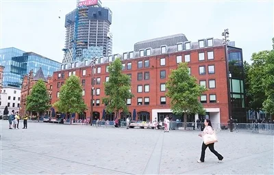 “走马灯”式换相，英国困境何解？