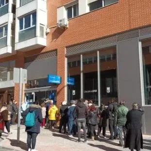 马德里加强住址登记管理与数字化改革：线上办理扩展并清理近10万虚假户籍