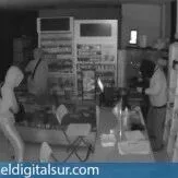 【欧浪】三少年犯一个月半夜入室抢劫12家商店引发商家不安